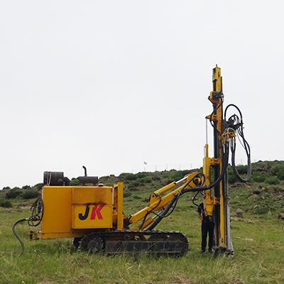 JK590 работает над проектом фотоэлектрической инженерии